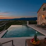 Awesome In Σπίτι διακοπών